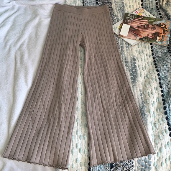 Emory Park Ribbed High-Rise Pants- XS/S - Picture 3 of 6